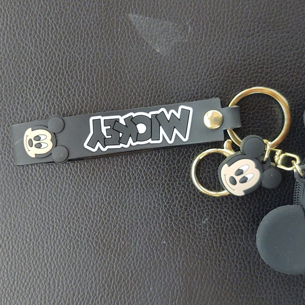 Disney Wallet with Keychain - Picture 5 of 6